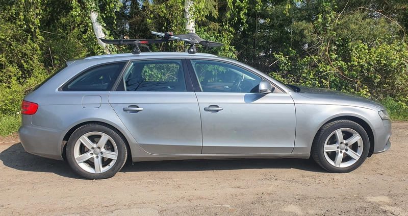 Audi A4 cena 26500 przebieg: 352000, rok produkcji 2008 z Szczecin małe 22